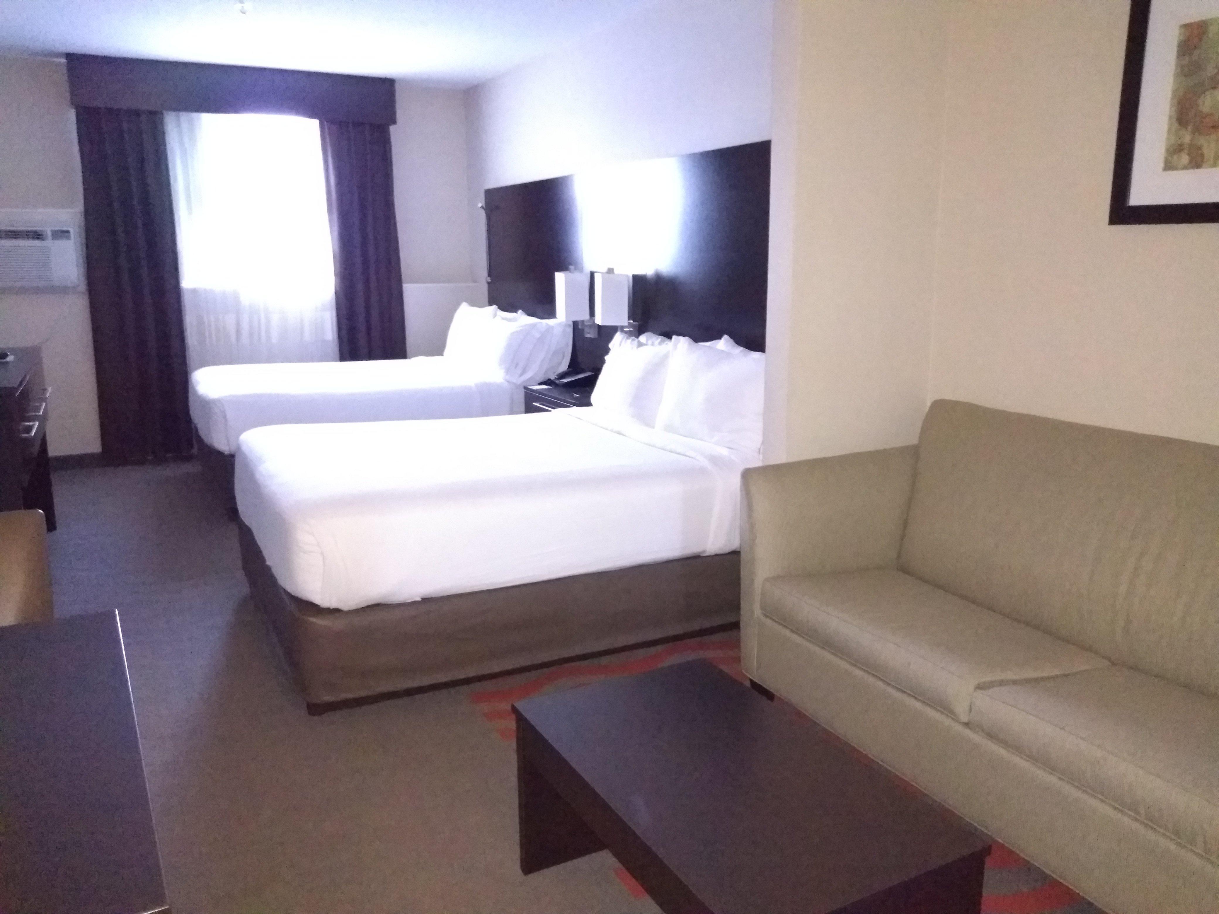 Holiday Inn Express Hotel & Suites Waterford By Ihg Exterior foto