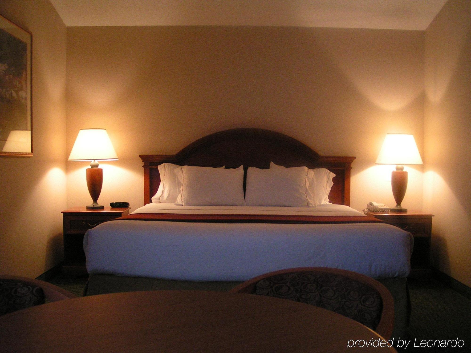 Holiday Inn Express Hotel & Suites Waterford By Ihg Zimmer foto